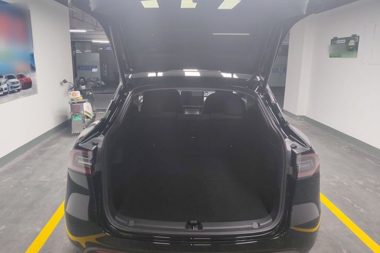 Used Tesla Model Y 2024 Rear-Wheel-Drive Version
