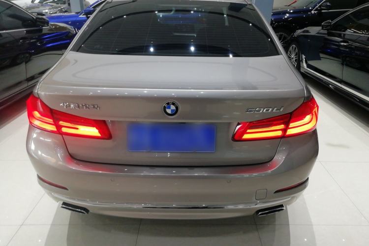 Used BMW 5 Series 2019 Facelifted 530Li Leading Edition Luxury Package
