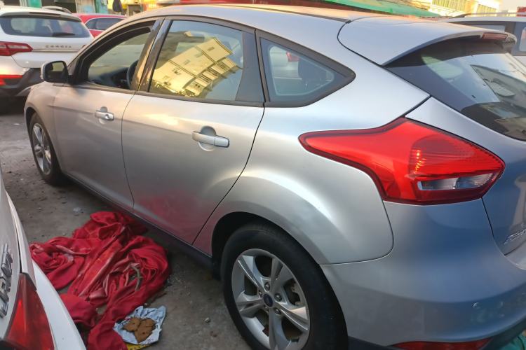 Used Ford Focus 2015 Hatchback 1.6L Automatic Comfort Model
