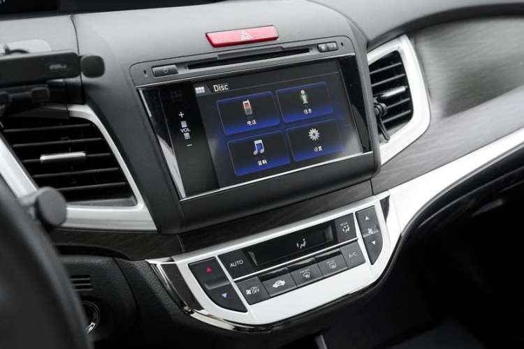 Used Honda Jade 2014 1.8L Automatic Comfort Elite Version 5 Seats
