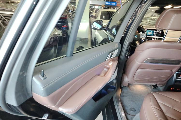 Used BMW X5 2022 Restyled xDrive 40Li M Sport Package
