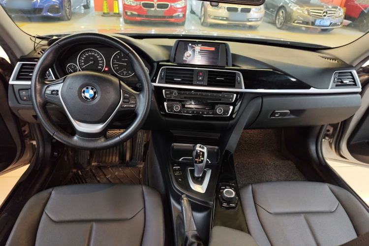 Used BMW 3 Series 2017 320Li Fashion Model

