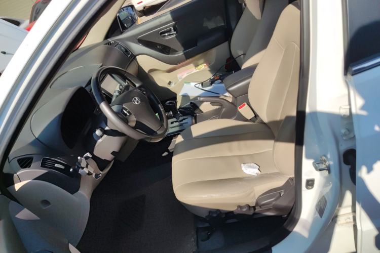 Used Hyundai Celesta 2011 1.6L automatic luxury version