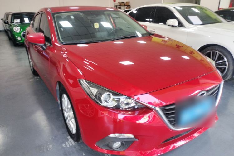 Used Mazda Mazda 3 Axela 2016 Sedan 1.5L Automatic Comfort Model
