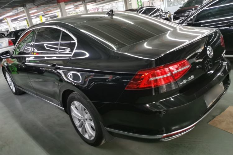 Used Volkswagen Magotan 2018 330TSI DSG Luxury Model
