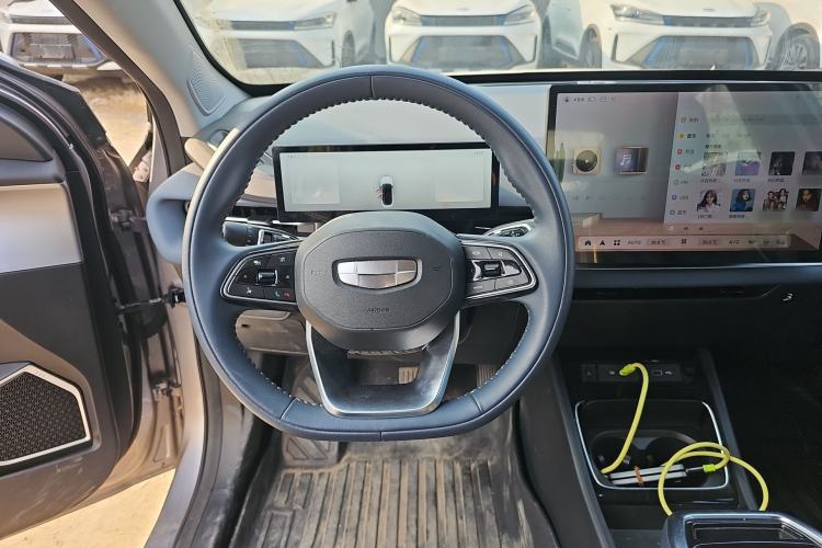 Used Geometry G6 2024 500KM Flagship Version
