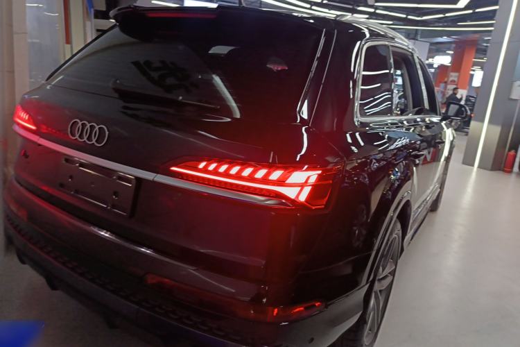 Used Audi Q7 2024 45 TFSI quattro S line Sport Edition
