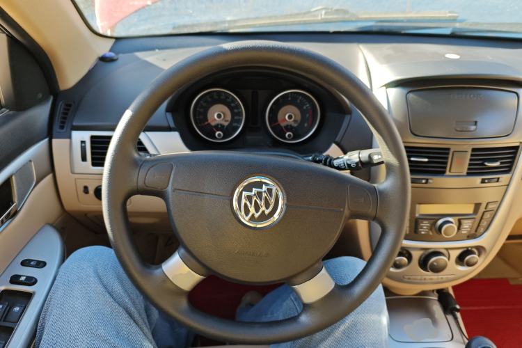 Used Buick Excelle 2013 1.5L Manual Classic Model
