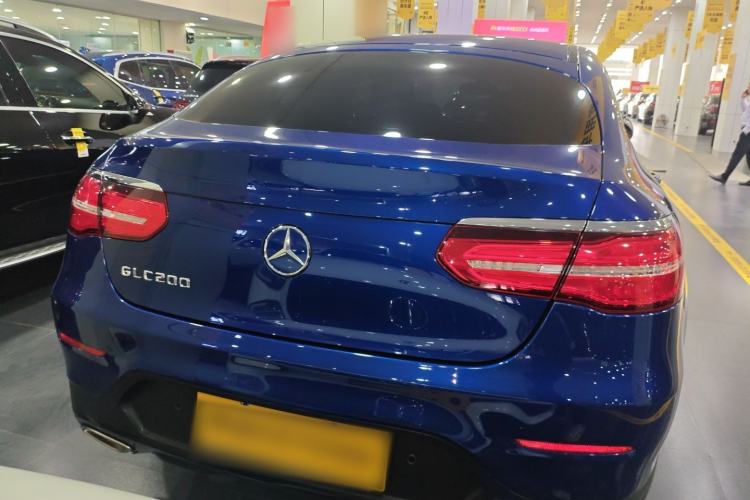 Used Mercedes-Benz GLC Coupe 2017 GLC 200 4MATIC Coupe SUV
