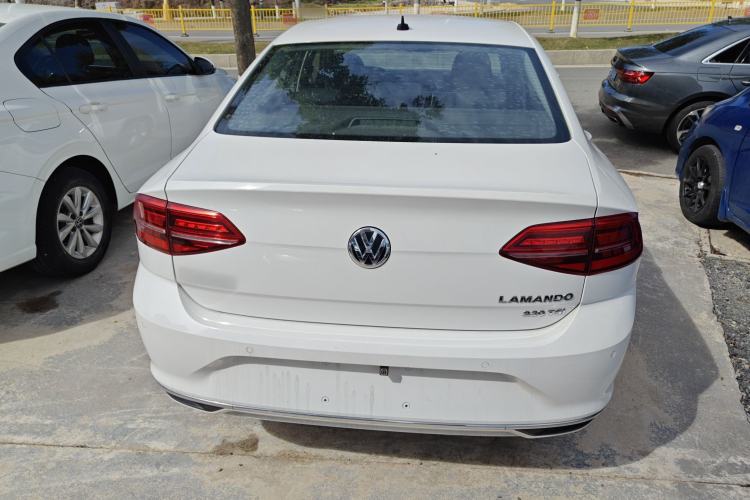 Used Volkswagen Lamando 2019 230TSI DSG Fashion Edition China VI
