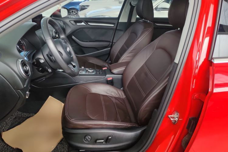 Used Audi A3 2014 Limousine 35 TFSI Automatic Fashion Model
