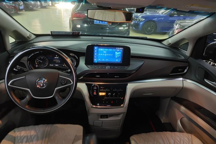 Used Buick GL8 2021 Land Cruiser Executive Class 652T Comfort Model