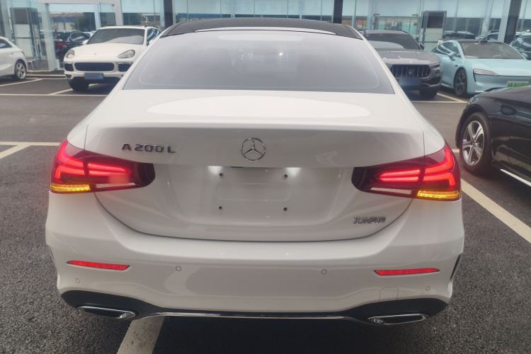 Used Mercedes-Benz A-Class 2022 Restyled A 200 L Sport Sedan Fashion Version
