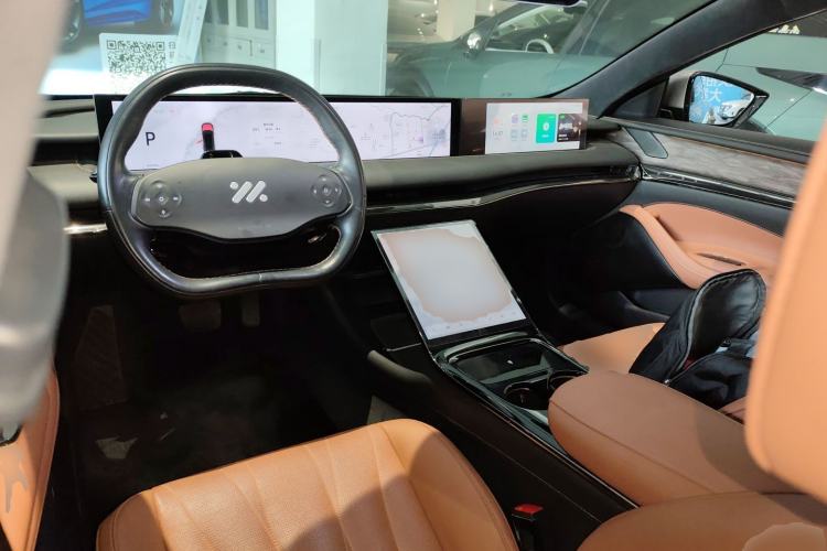 Used  L7 2022 Dynamic Model
