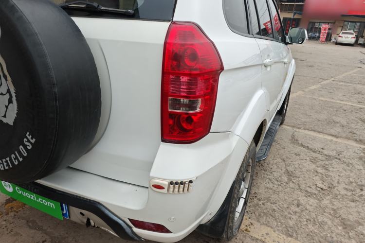 Used  Beijing BW007 2015 2.0L two-wheel drive Comfort version
