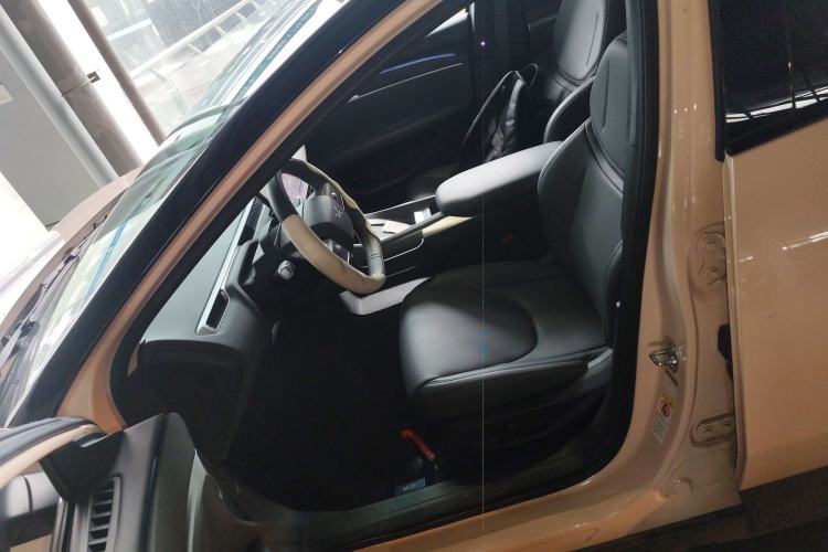 Used XPeng MONA M03 2024 620 with Ultra-Long Range
