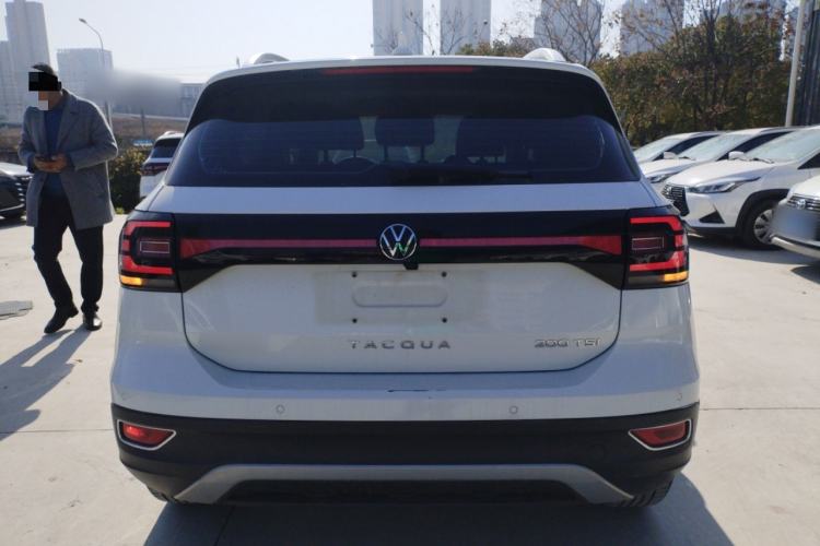 Used Volkswagen Tacqua 2021 200TSI DSG JoyConnect Edition