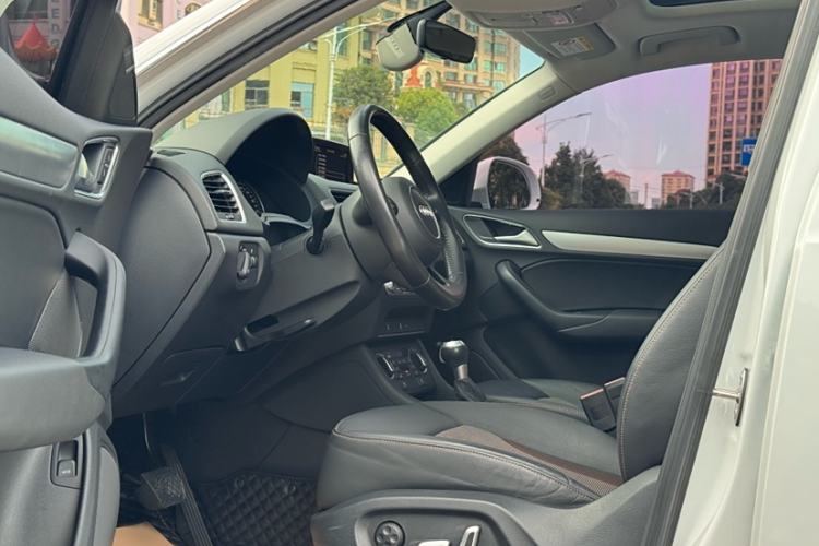 Used Audi Q3 2016 30 TFSI Fashion Model
