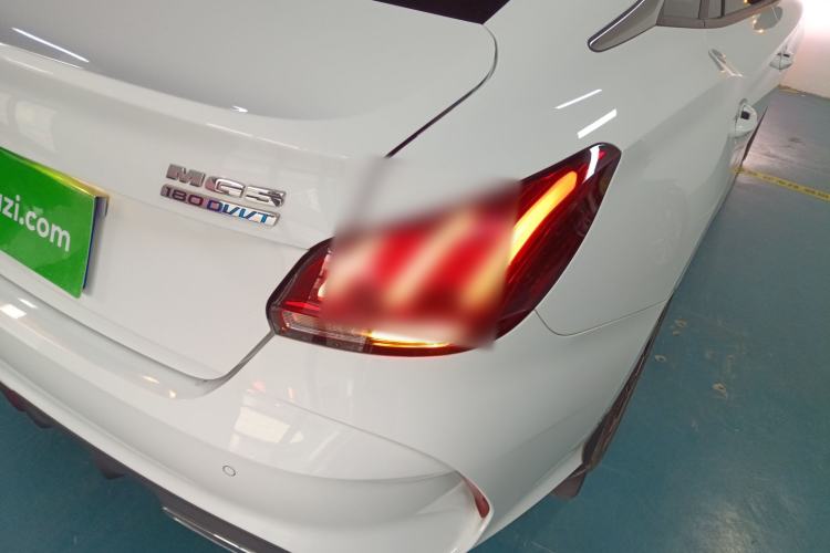 Used MG 5 2023 180 DVVT CVT Luxury Edition
