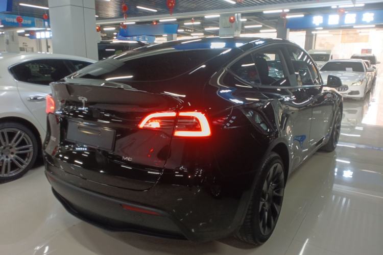 Used Tesla Model Y 2021 Standard Range Rear-Wheel Drive Version
