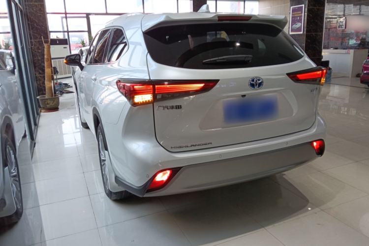 Used Toyota Highlander 2022 Dual-Engine 2.5L Two-Wheel Drive Prestige Edition 7-Seater
