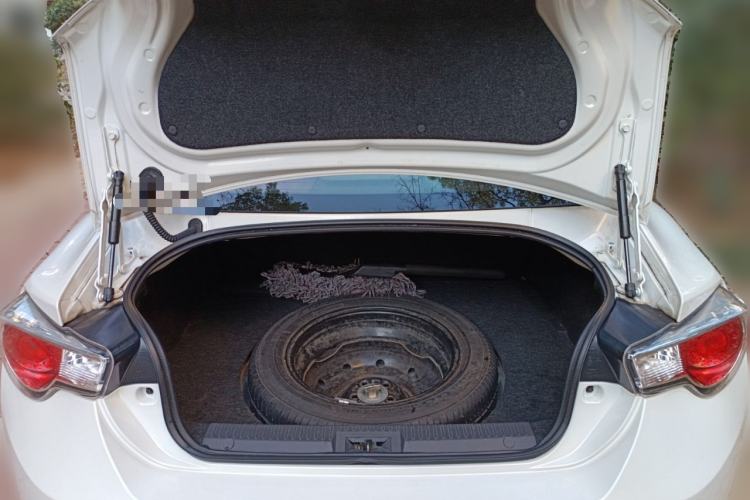 Used Toyota 86 2013 2.0L Automatic Luxury Version