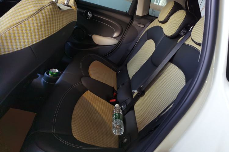 Used  MINI 2022 1.5T COOPER Classic Edition Five-Door Version
