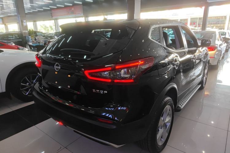 Used Nissan Qashqai 2023 Classic 2.0L CVT XV Comfort Edition
