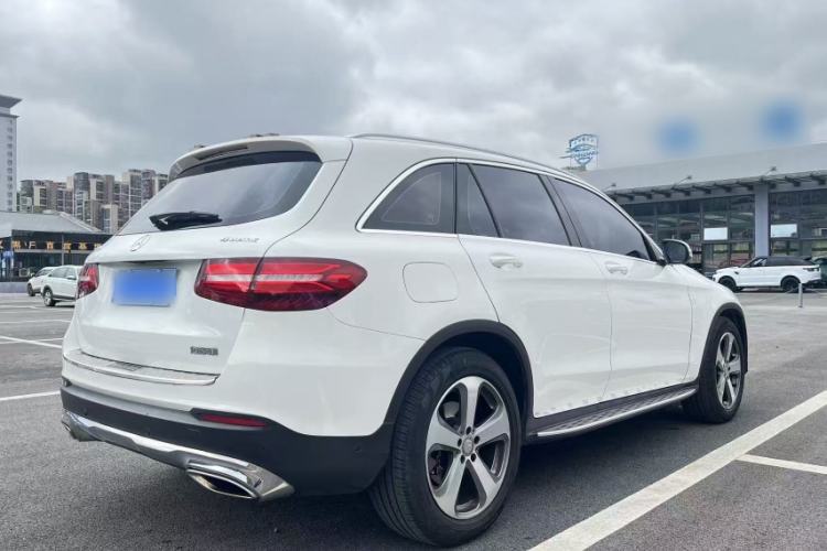 Used Mercedes-Benz GLC 2016 GLC 300 4MATIC Dynamic Model