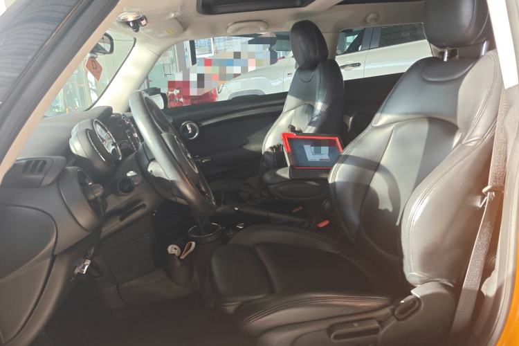 Used  MINI 2016 1.5T COOPER
