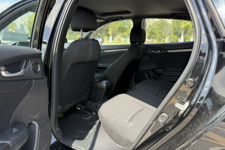 Used Honda Civic 2021 HATCHBACK 220TURBO Manual Driving Pleasure Control
