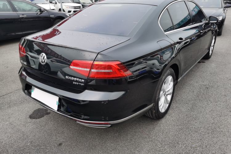 Used Volkswagen Magotan 2018 Facelift 330TSI DSG Luxury Model
