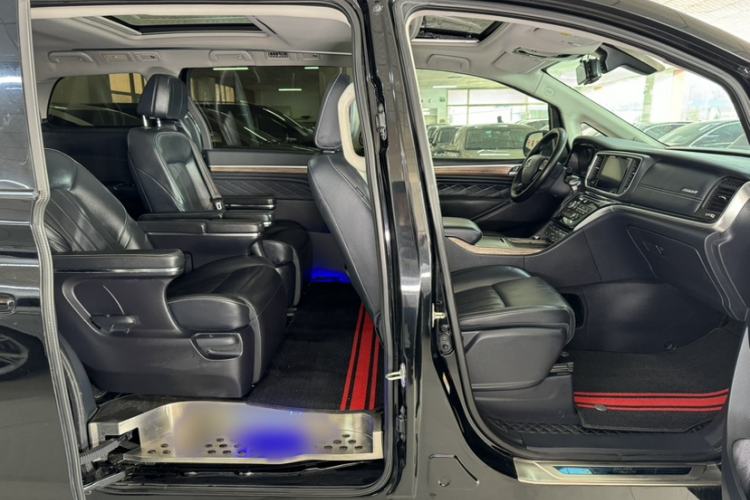 Used GAC Trumpchi M8 2020 390T Deluxe Edition
