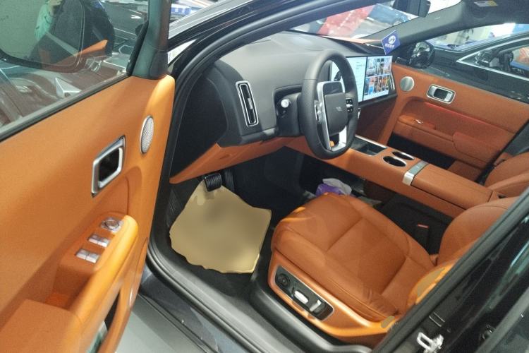 Used Li Auto L9 2022 Max model