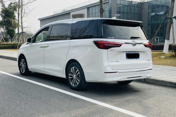 Used Buick GL8 2021 ES Landtrek 653T Comfort Edition