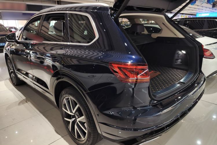 Used Volkswagen Touareg 2020 3.0 TSI Luxury Edition China VI
