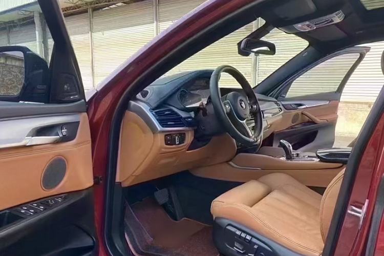 Used BMW X6 2015 xDrive35i Leading Model