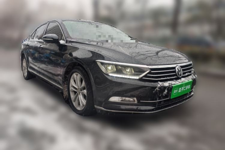 Used Volkswagen Magotan 2018 Facelift 330TSI DSG Luxury Model
