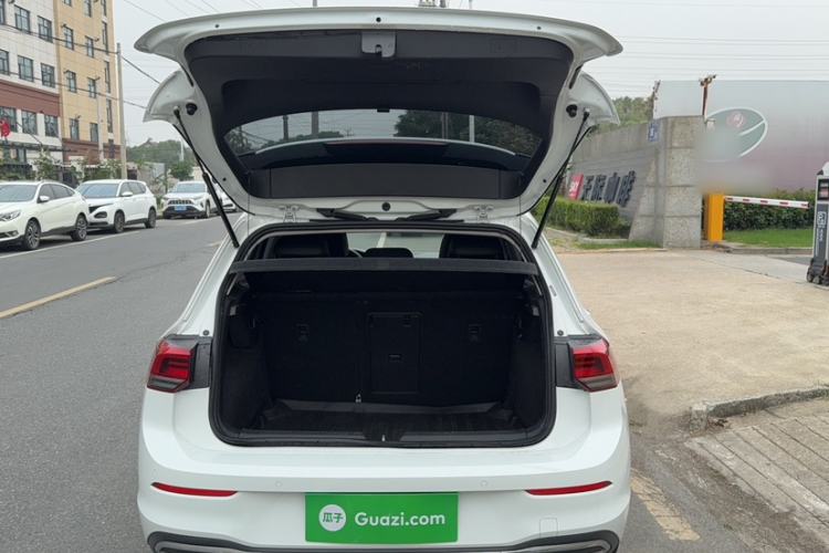 Used Volkswagen Golf 2023 Facelift 280TSI DSG Pro
