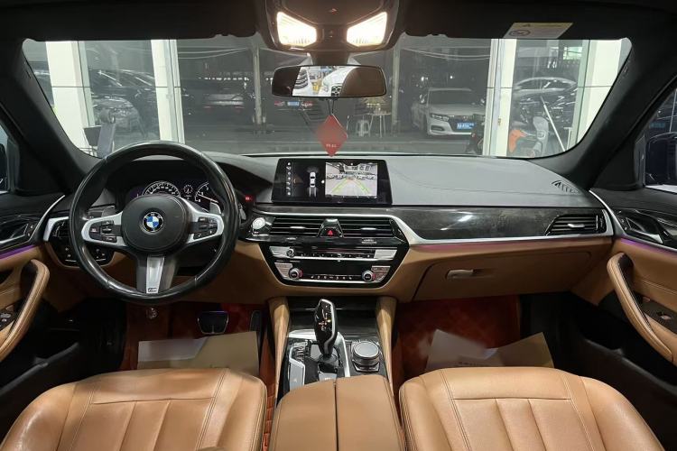 Used BMW 5 Series 2018 Restyled 530Li Leading Edition M Sport Package
