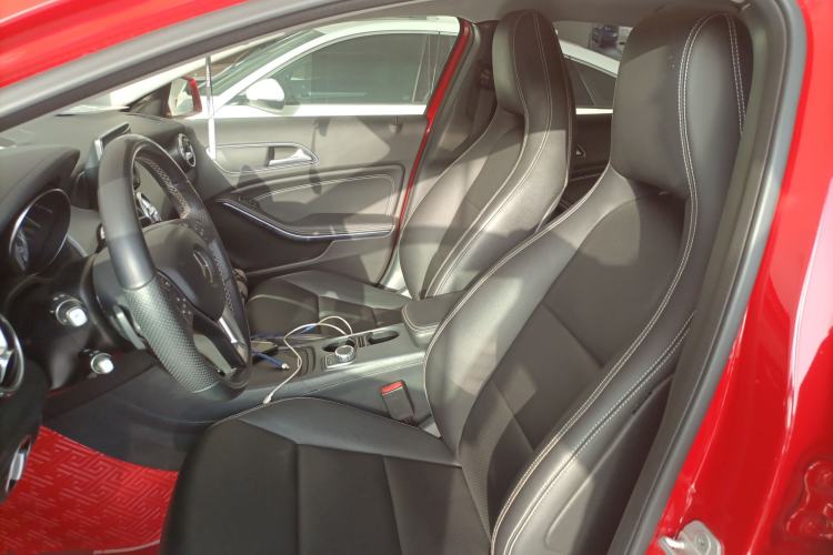 Used Mercedes-Benz GLA 2015 GLA 220 4MATIC Fashion Model