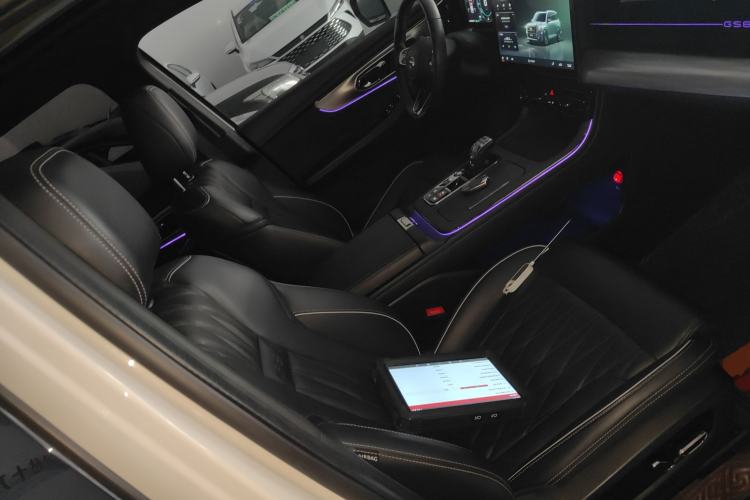 Used GAC Trumpchi GS8 2022 Dual-Engine Series 2.0TM Two-Wheel Drive Prestige Edition (7 Seats)
