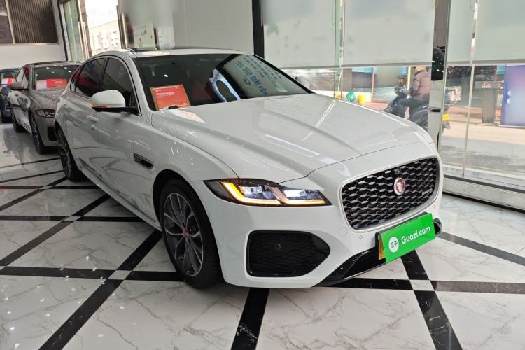 Used Jaguar XFL 2023 XFL 2.0T P250 Two-Wheel-Drive Elite Sport Gold Edition
