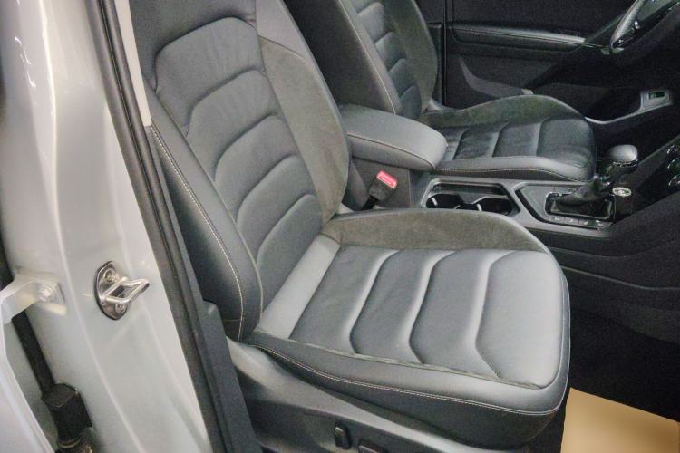 Used Volkswagen Tiguan L 2019 Revised 330TSI Automatic Two-Wheel Drive Smart & Luxury Edition China VI Standard