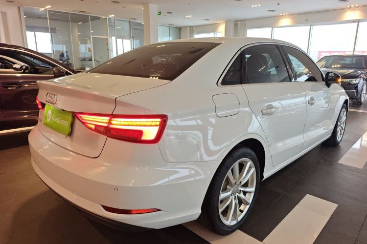 Used Audi A3 2017 Limousine 35 TFSI Ambition Edition
