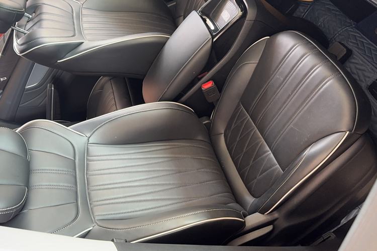 Used Roewe iMAX8 2021 400TGI Flagship Edition
