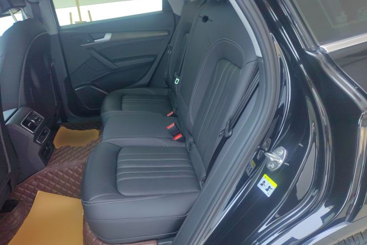 Used Audi Q5L 2022 Updated Version 40T Luxury Elegant Edition
