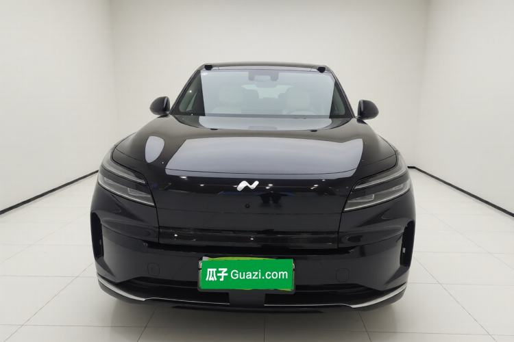 Used ONVO Luxeed L90 2025 Model—Ultra Six-Seater Version
