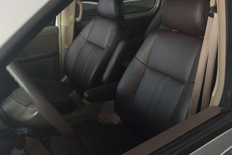 Used Buick GL8 2014 2.4L Classic Edition