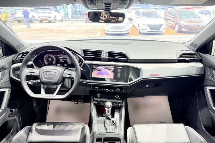 Used Audi Q3 2024 35 TFSI Fashion Dynamic Edition
